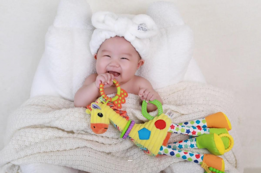 沅江宝宝几个月会走路