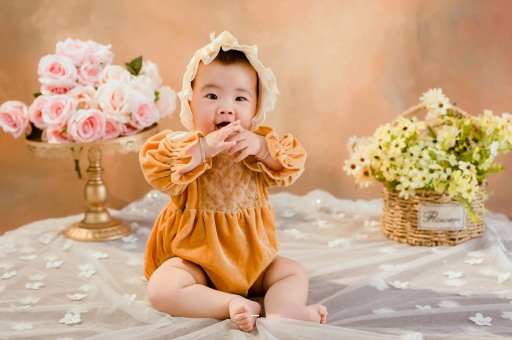 沅江宝宝几个月会转头 沅江宝宝几个月会转头