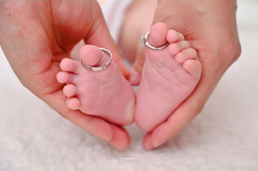 沅江孕妇六个月肚子多大